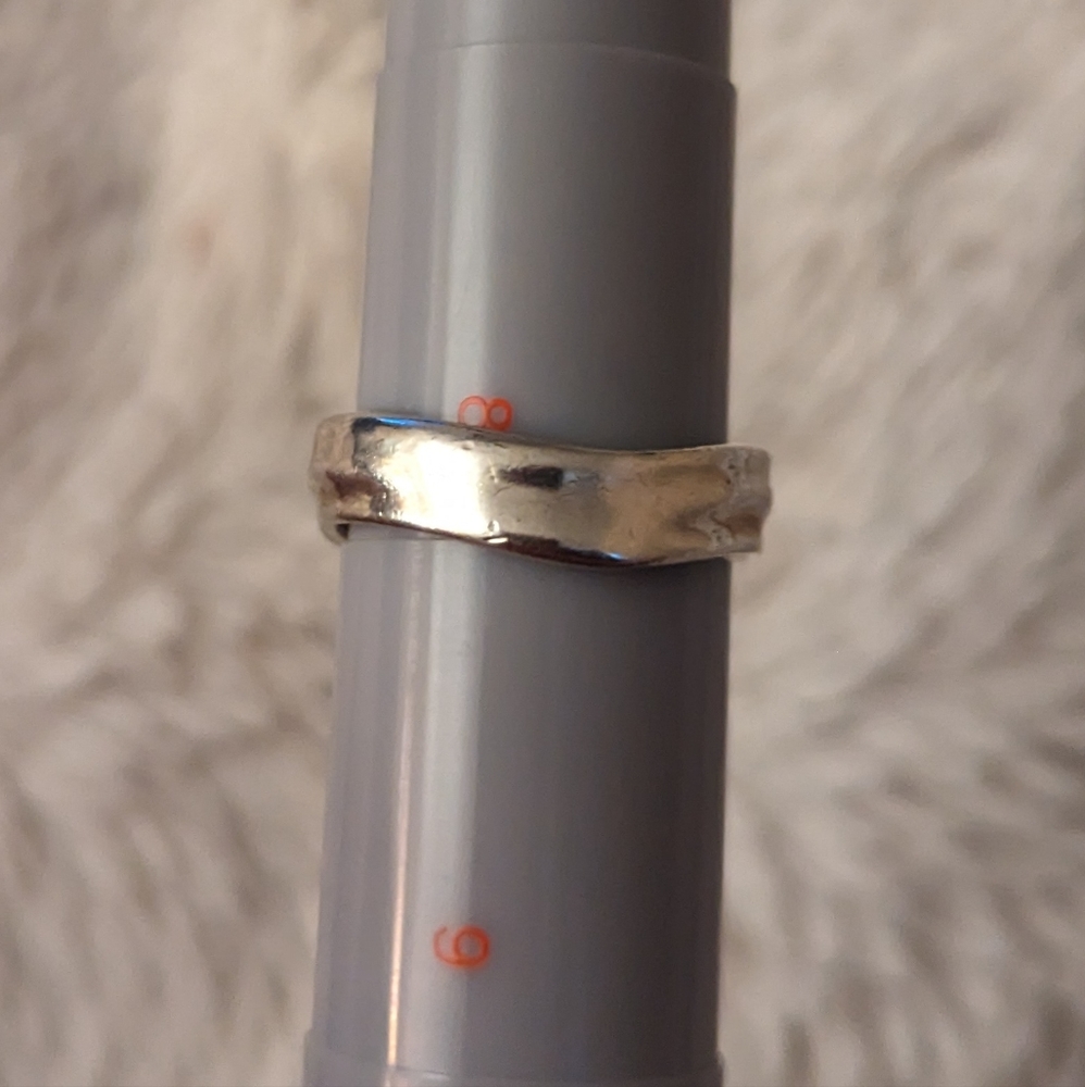 Pandora liquid Silver ring